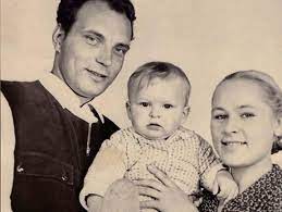 Раиса ивановна рязанова родилась 31 октября 1944 года в казахстане. Razvod Roditelej Uhod Otca I Sobstvennaya Neozhidannaya Smert Istoriya Danily Perova Starhit Ru