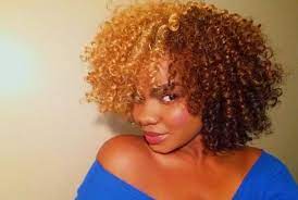 We are going to be talking about a kind of alien look though— that being super bright two tone hair! 14 Women Rocking The Hec Out Of Two Toned Color Hair Styles Curly Hair Styles Naturally Natural Hair Styles