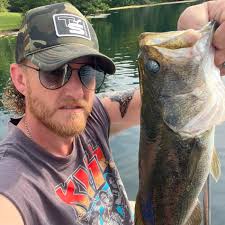 Zac and Laura Gidney had an outstanding 2024-2025 trapping season and took  the time to lay out an absolutely gorgeous barn shot! Some of the TS lures  they used were Body Count,