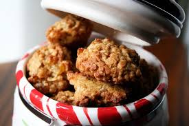 Jamie Oliver S Oat And Raisin Cookies Juls Kitchen Recipe Oat And Raisin Cookies Raisin Cookies Cookies