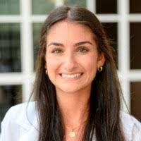 Effie Frank's Instagram, Twitter & Facebook