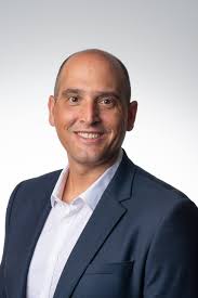 Laurie Trettel's Instagram, Twitter & Facebook