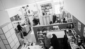 Let dus heel goed op als je van plan was naar het strand te gaan vanmiddag. Studio Noodweer Home Facebook