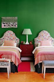 Green in the girls' bedroom coupled with pink works surprisingly well, and it elegantly complements other colors such as brown and orange as well. Headboard Designs House Garden