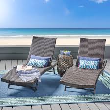 Patio Garden In 2020 Outdoor Wicker Chaise Lounge Wicker Chaise Lounge Outdoor Wicker