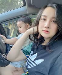 Con gái Đàm Vĩnh Hưng 4 lần bầu mới sinh con thành công, sau sinh khỏe hơn  lại nhuận sắc