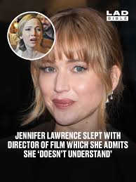 She played a main role in the movie 😳