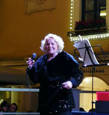 Ultimogenita di tre sorelle, cresciuta dalla madre molara ricciarelli, toscana di rosignano, abbandonata dal marito partito volontario per la guerra, katia è figlia biologica. Katia Ricciarelli Home Facebook