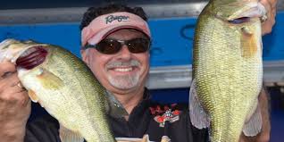 Dillow keeping it 'reel'