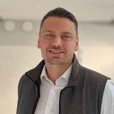 Intensiva och inspirerande veckor har följt efter EuroSkills i Gdansk 2023,  där Marcus Gustafson deltog i Måleri-EM och satte Europarekord i  hastighetsmomentet.