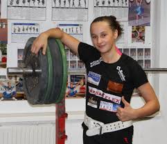 Read sarah fischer's bio and get latest news stories and articles. Sarah Fischer Trainiert Fur Die Em Herzogenburg Traismauer