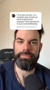 How to Wear A Brown Scapular