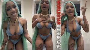 Glorilla Turning Up To To Her New Song, It samples Love By Keyshia Cole