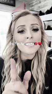 Amanda Bratcher's Instagram, Twitter & Facebook