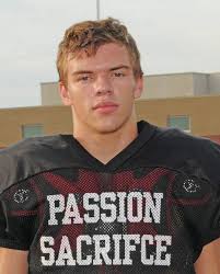 Comets trounce Tigers, 61-43