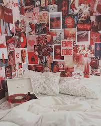Check spelling or type a new query. Sobreposicao De Fotos E Posters Na Parede Urbanoutfitters Dorm Room Decor Room Decor Room Diy