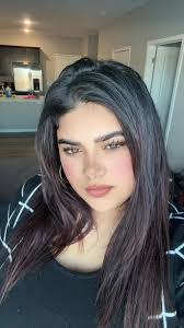 Amanda Linares's Instagram, Twitter & Facebook