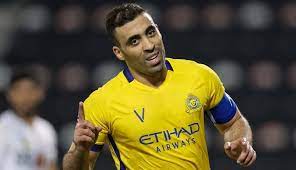 رد فعل غاضب من عبد الرزاق حمد الله بعد تبديلة في مباراة النصر وفولاد الايراني Pcvnys02iivktm