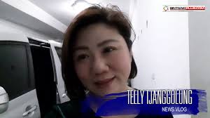 Identifikasi kekuatan dan kelemahan rival telly tjanggulung saat pilkada minahasa tenggara tahun 2008. News Vlog Intip Kegiatan Telly Tjanggulung Youtube
