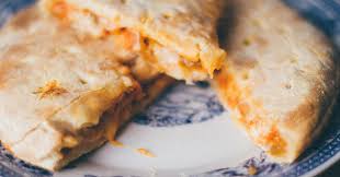 Un simbolo della tradizione gastronomica romagnola. Crescione Romagnolo Ricetta E Condimenti Greenstyle