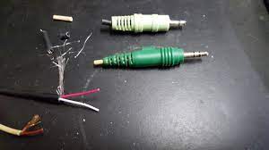 3 5mm stereo male m to 3 5mm male audio headphone adapter. Replacing A Broken 3 5mm Audio Jack With A Different One Why Does Each Cable Have Different Amount Of Wires Electrical Engineering Stack Exchange