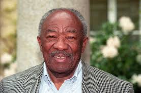 Image of FIRST BLACK MAYOR OF STONE MOUNTAIN CHUCK BURRIS POSES FOR