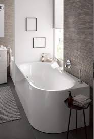 Bette Lux Oval Iv Silhouette Die Eck Badewanne Prasentiert Sich Im Edlen Design Mit Geschwungener Formgebung Badezimmer Innenausstattung Badewanne Badezimmer