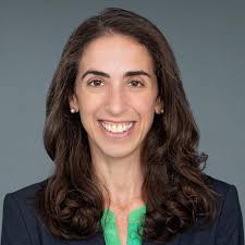 Sarah Beier's Instagram, Twitter & Facebook