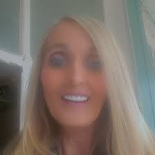 Bad weather sucks ⚡... music doesn't! Thanks for sticking with us.