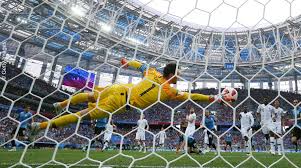 The parade of scarecrows is beloe together with a location map. Hugo Lloris Comme Un Symbole