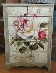 Shabby Chic Kommode Decoupage Blumenposter Und Mischung Aus Ascp French Deko 2019 Shabby Chic Dekor Shabby Chic Mode Schabby Schick
