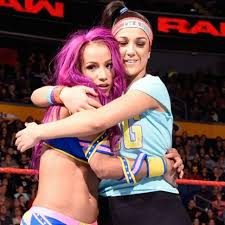 Wwe Raw Bayley Hug Sasha Wwe Sasha Banks Sasha Bank Wwe Girls