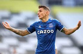 Lucas digne plays for english league team everton b (everton) and the france national team in pro evolution soccer 2021. Un Lucas Digne Plus Createur Que Jamais Le Petit Lillois