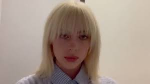 Just days after her big grammy wins, billie eilish posted an instagram debuting her new blonde hair. Billie Eilish Just Stunned Fans With This Reveal