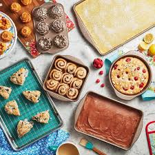 The pioneer woman s 14 best cookie recipes for holiday baking season the pioneer woman hosted by ree drummond food network from 6 healthy comfort food recipes from the pioneer woman. The Pioneer Woman S New Metal Bakeware Collection At Walmart Has Us Ready To Cinnamon Roll Up A Storm