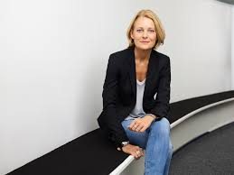 She is 53 years old and is a cancer. Proquote Gesprach Mit Miriam Meckel Frauen Mussen Chancen Ergreifen Proquote Mehr Frauen An Die Spitze