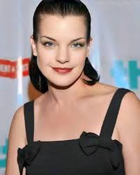 Firefighter shows technique that could save a life 👜 🐯 👹 😳 🐂 ⛑️  #YogaLife #RelationshipRiches #DiscoveringDeception  #UnexpectedDiscoveryUnveiledMomentUncoveredRevealed