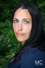 Jana Lucas's Instagram, Twitter & Facebook