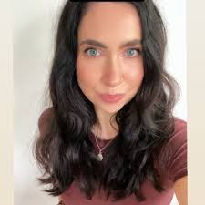 Very excited and honoured to be stepping into the role of Acting Executive  Fashion News and Features Editor at British Vogue, covering the maternity  leave of Alice Newbold. And such an epic