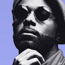 Hillary Mcfadden's Instagram, Twitter & Facebook