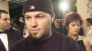The limp bizkit frontman, 50, debuted a shocking new look on. Tbt Fred Durst Miramax Oscar Party 2000 Youtube