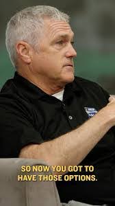 Steve Latart's Instagram, Twitter & Facebook