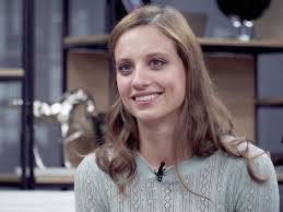 Michelle Jenner, sobre el cambio de Sara en 'Los hombres de Paco': "Ya es  mamá y ha madurado"