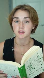 Crystal Oconnor's Instagram, Twitter & Facebook