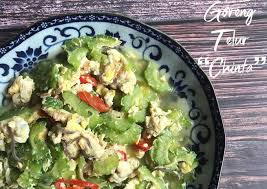 Resepi peria goreng yang sangat rangup dan sedap. Resipi Peria Goreng Telur Oleh Cik Roshie Cookpad
