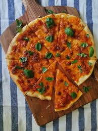 Wir gehen heute mittag zusammen in rewe einkaufen. Vielfaltiger Pizzateig Fur Zuhause Lunchgate Insider