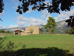 Aqui encontramos un gran número de casas rurales lleida, y es que se trata de un lugar ideal para los amantes de la montaña, donde se pueden hacer muchas actividades, como buscar. Casas Rurales La Salada Casa Rural En Lladurs Lleida