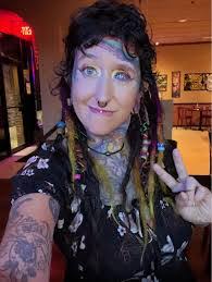 Steve Ogilvie's Instagram, Twitter & Facebook