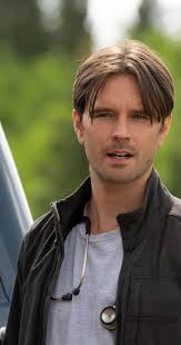 Good morning everyone, I just want to say my new TV show Line'em Up Season  1 just dropped. We're waiting