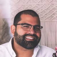 600+ perfiles de «Felipe»